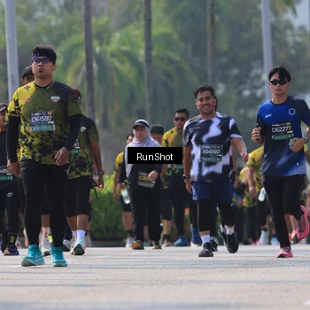 Runner Photo 7056890