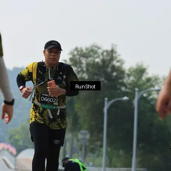 Runner Photo 7056943