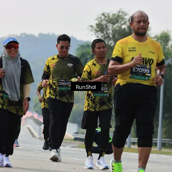 Runner Photo 7056974