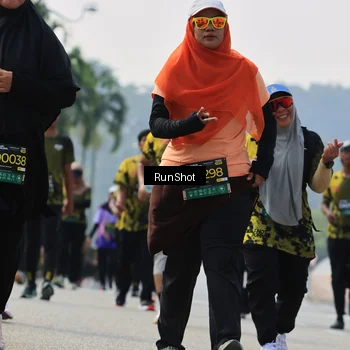 Runner Photo 7056980