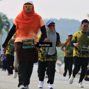 Runner Photo 7056986