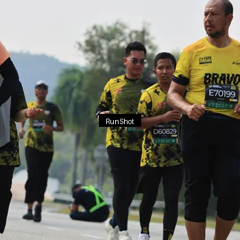 Runner Photo 7056990