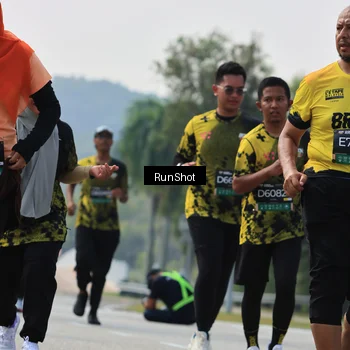 Runner Photo 7056991