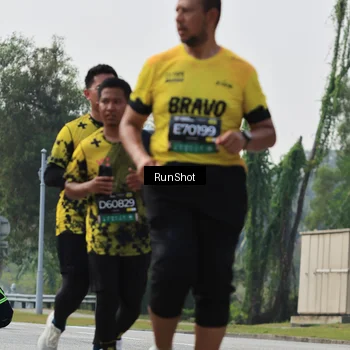 Runner Photo 7056993