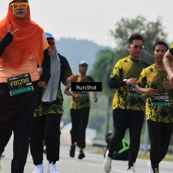Runner Photo 7056994