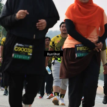 Runner Photo 7056998