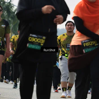 Runner Photo 7057000
