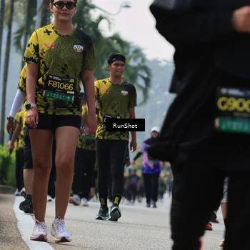 Runner Photo 7057001