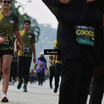 Runner Photo 7057005