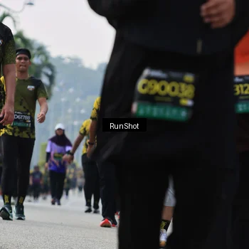 Runner Photo 7057013