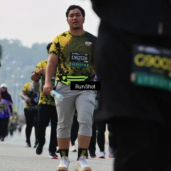 Runner Photo 7057020
