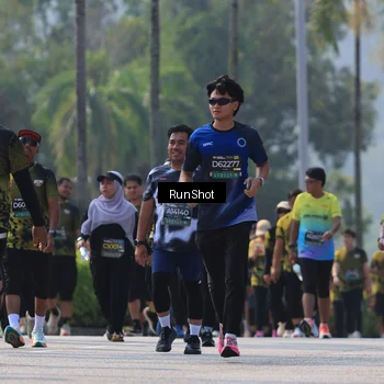 Runner Photo 7057037