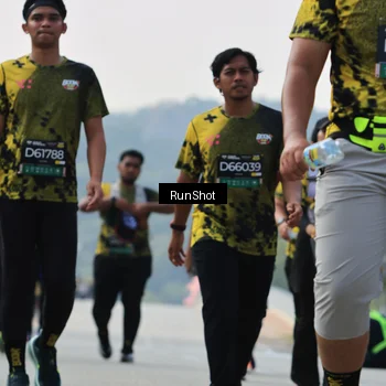 Runner Photo 7057045