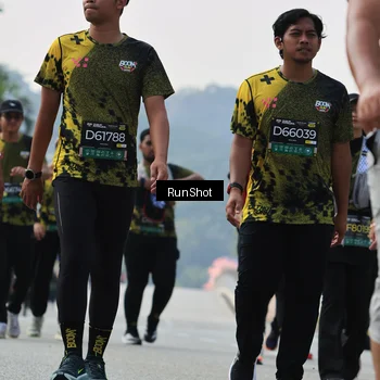 Runner Photo 7057046