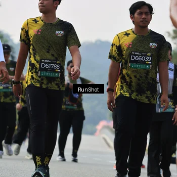 Runner Photo 7057053