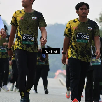 Runner Photo 7057055