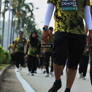 Runner Photo 7057089