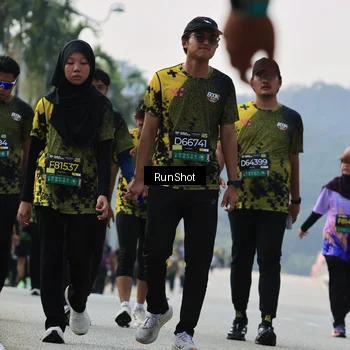 Runner Photo 7057098