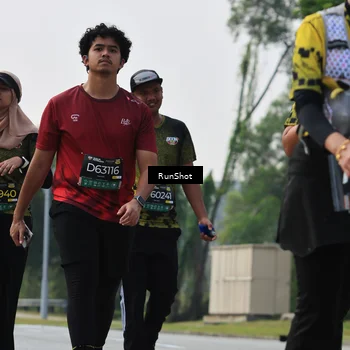 Runner Photo 7057126