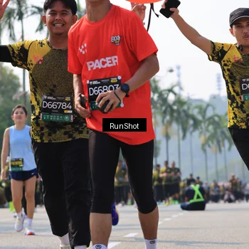 Runner Photo 7057140