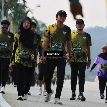 Runner Photo 7057148