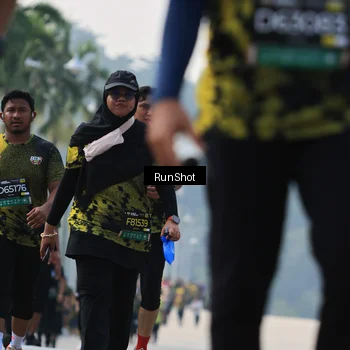 Runner Photo 7057171