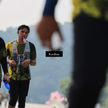 Runner Photo 7057197