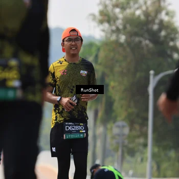 Runner Photo 7057204