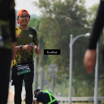 Runner Photo 7057210