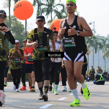 Runner Photo 7057253
