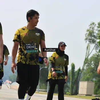Runner Photo 7057305
