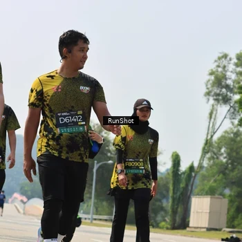 Runner Photo 7057307