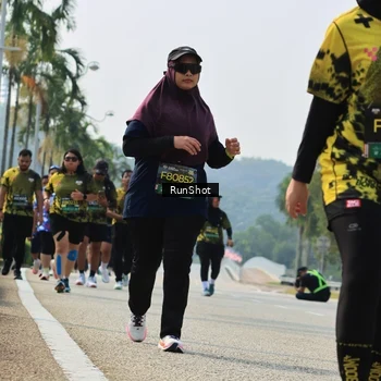 Runner Photo 7057309