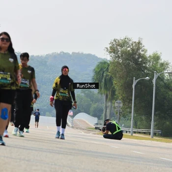 Runner Photo 7057312