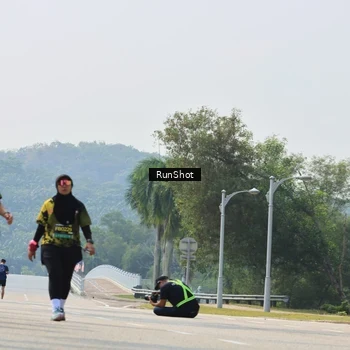 Runner Photo 7057319