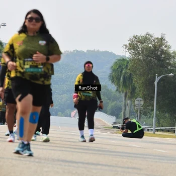 Runner Photo 7057326