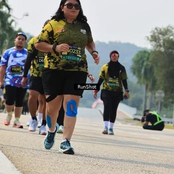 Runner Photo 7057332