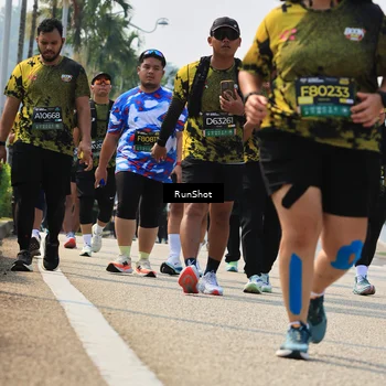 Runner Photo 7057342