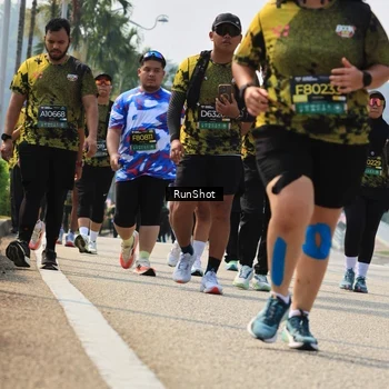 Runner Photo 7057344