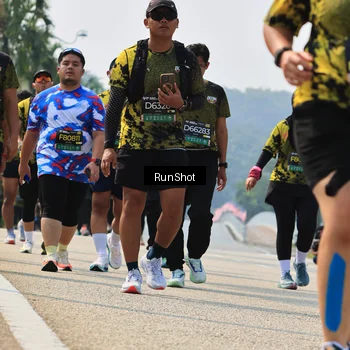 Runner Photo 7057353
