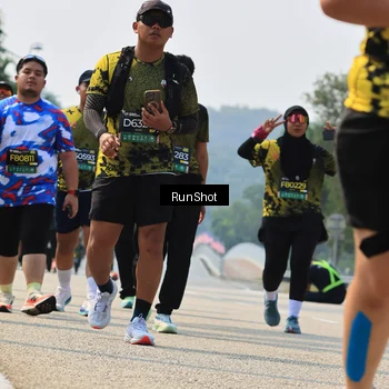 Runner Photo 7057357