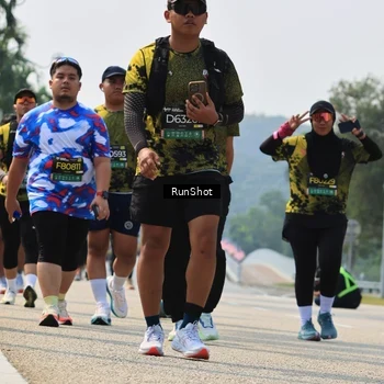 Runner Photo 7057369