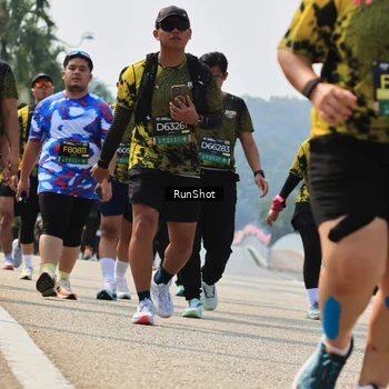Runner Photo 7057372