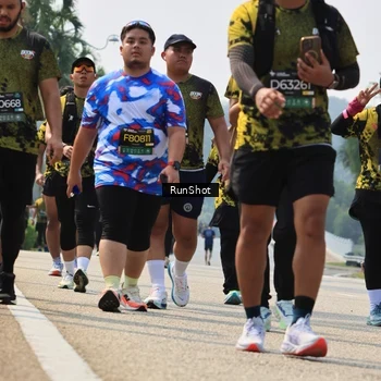Runner Photo 7057375