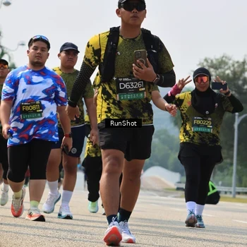 Runner Photo 7057378