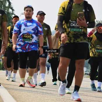 Runner Photo 7057381