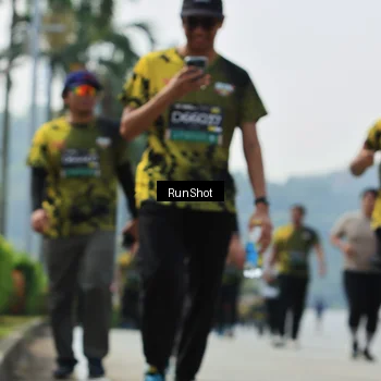Runner Photo 7057396