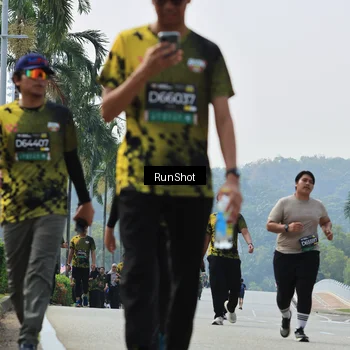 Runner Photo 7057401