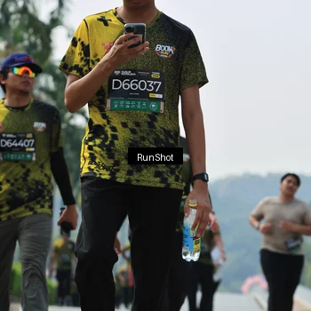 Runner Photo 7057402