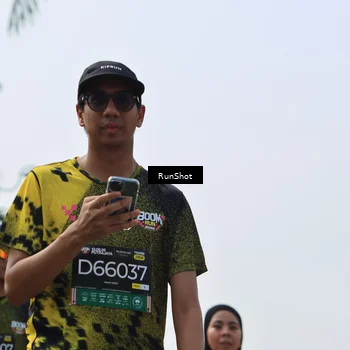 Runner Photo 7057412